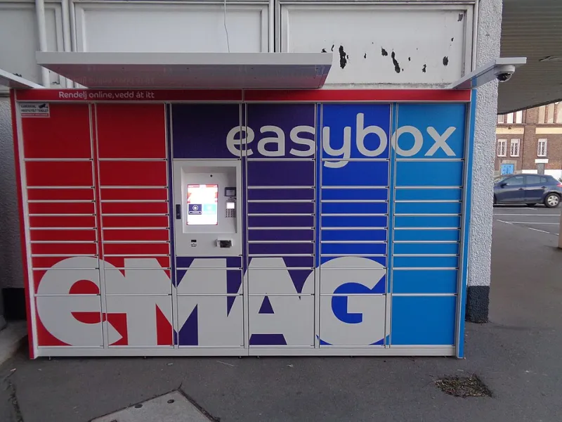 Click, Collect or Courier? What Every UK Delivery Option Actually Costs You
